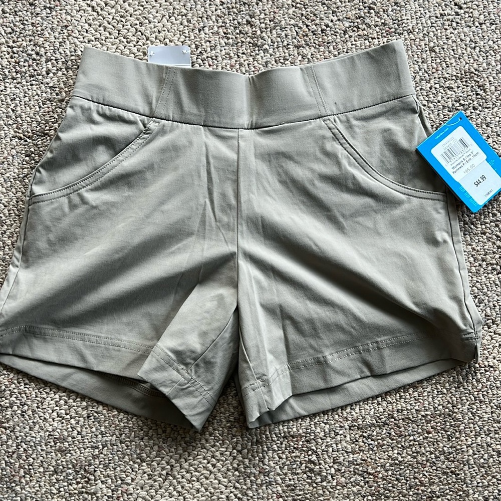 Women’s Columbia 5” small